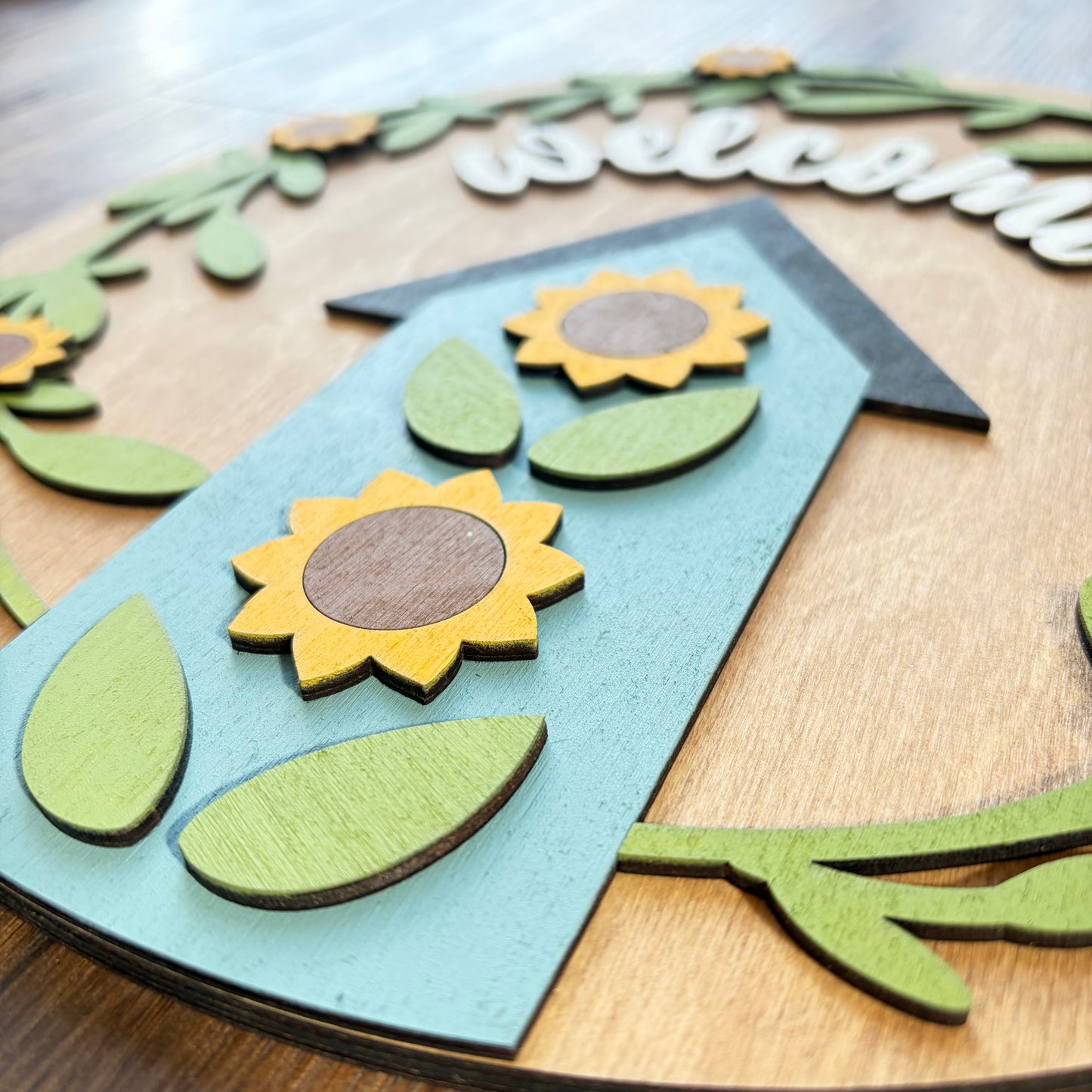 Sunflower Birdhouse Round
