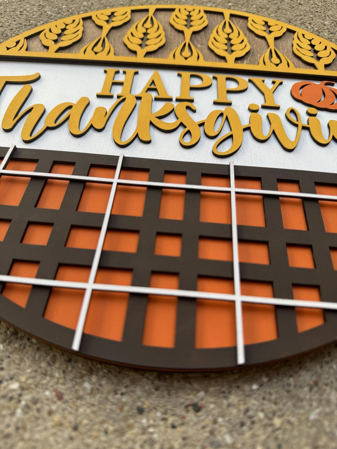 Acorn Plaid Happy Thanksgiving Round