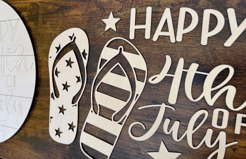 Wooden pieces to a 4th of July DIY kit