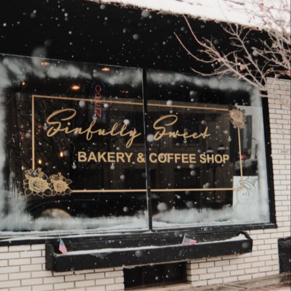 St. Patrick’s Day Welcome Sign at Sinfully Sweet Bakery & Coffee Shop March 6, 5pm-8pm